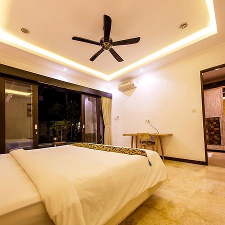 Villa Suzuki 3 Seminyak Экстерьер фото